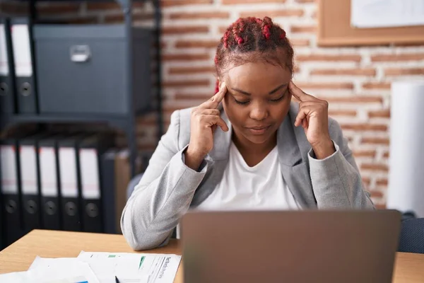 African American Woman Business Worker Stressed Working Office — Stockfoto
