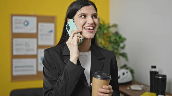 Young Beautiful Hispanic Woman Business Worker Talking Smartphone Drinking Coffee — Foto de Stock