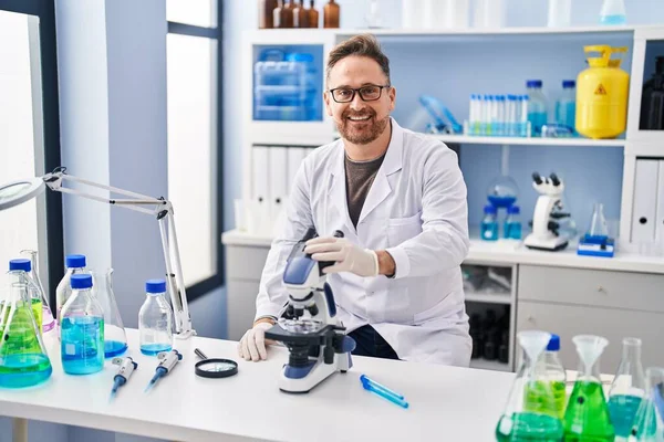 Middle Age Caucasian Man Working Scientist Laboratory Looking Positive Happy — Stock Photo, Image