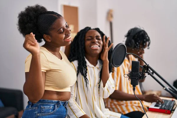 African American Friends Musicians Group Singing Song Music Studio —  Fotos de Stock
