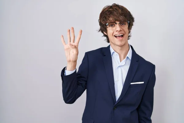 Hispânico Homem Jovem Negócios Usando Óculos Mostrando Apontando Para Cima — Fotografia de Stock