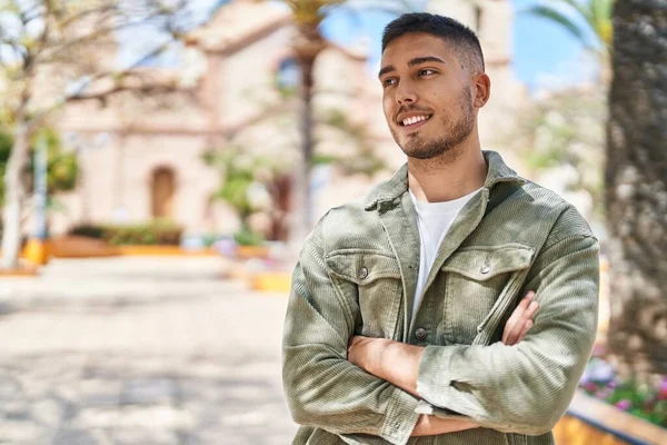 Young Hispanic Man Smiling Confident Standing Arms Crossed Gesture Park — Fotografia de Stock