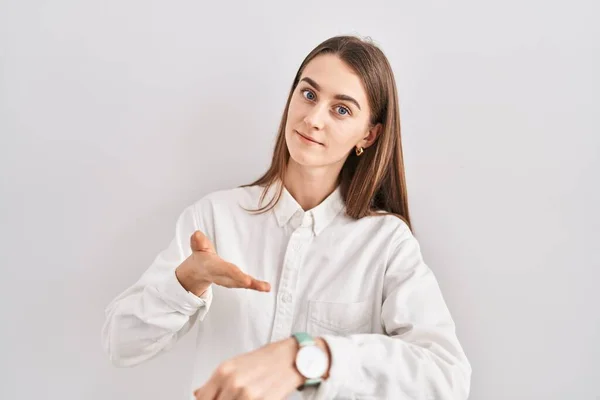 Young Caucasian Woman Standing Isolated Background Hurry Pointing Watch Time — Stockfoto