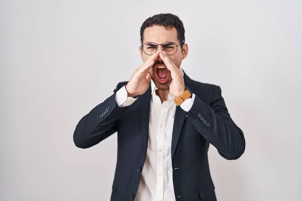 Handsome Business Hispanic Man Standing White Background Shouting Angry Out — Stock Photo, Image