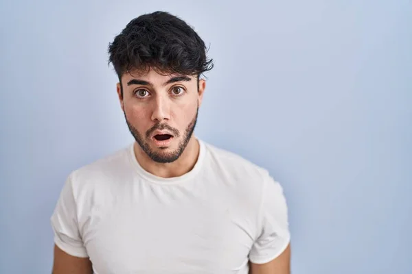 Hispanic Man Beard Standing White Background Afraid Shocked Surprise Amazed — ストック写真