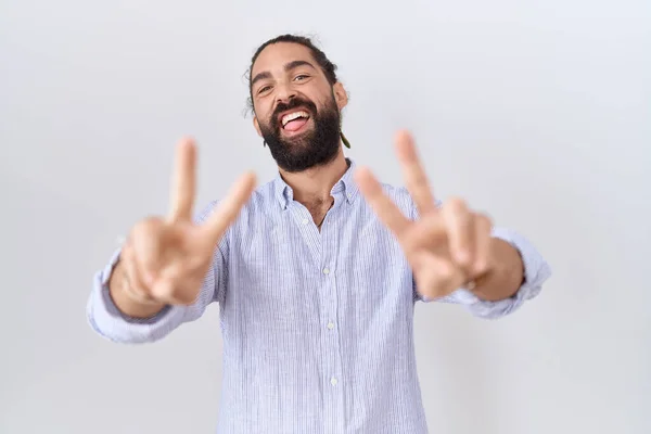 Hombre Hispano Con Barba Vistiendo Camisa Casual Sonriendo Con Lengua —  Fotos de Stock