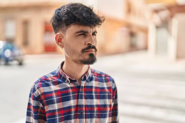 Young Hispanic Man Looking Side Relaxed Expression Street — Stok fotoğraf