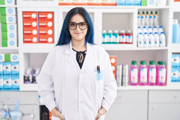 Young Caucasian Woman Pharmacist Smiling Confident Standing Pharmacy — Stockfoto