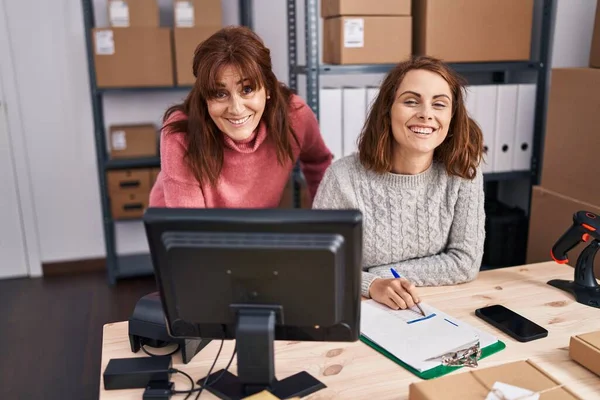 Two Women Ecommerce Business Workers Writing Document Office — Zdjęcie stockowe