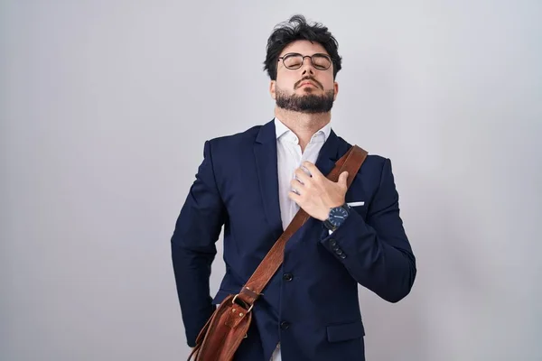 Hispanischer Mann Mit Bart Der Business Kleidung Trägt Die Sich — Stockfoto