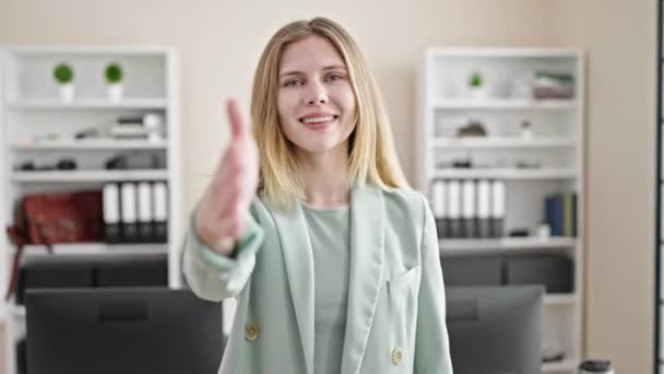 Young Blonde Woman Business Worker Smiling Confident Shake Hand Office — Stock video