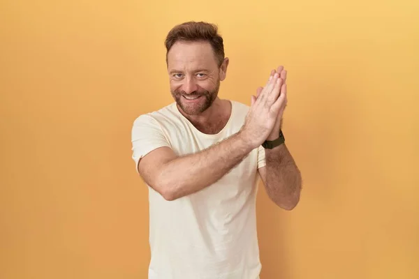 Middle Age Man Beard Standing Yellow Background Clapping Applauding Happy — Stock Photo, Image
