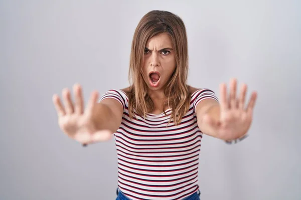 Young Hispanic Woman Standing Isolated Background Doing Stop Gesture Hands — Stock Fotó