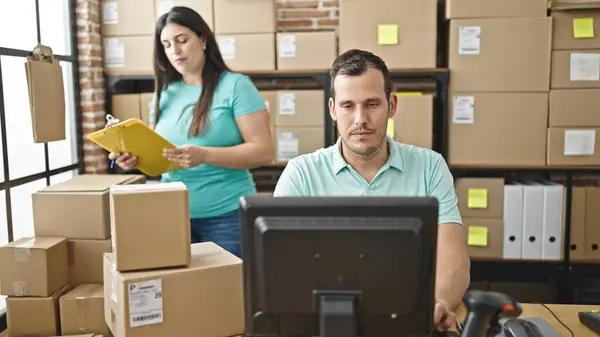 Two Coworkers Working Using Computer Ecommerce Office — Stock Photo, Image