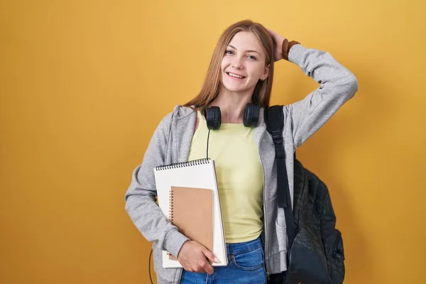 Young Caucasian Woman Wearing Student Backpack Holding Books Smiling Confident — Foto de Stock