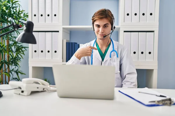 Young Doctor Man Working Online Appointment Pointing Finger One Self — Stock Photo, Image