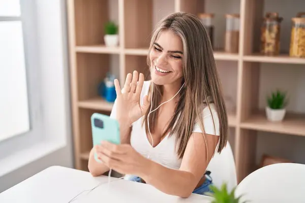 Young Beautiful Woman Doing Video Call Smartphone Looking Positive Happy — Stock Photo, Image