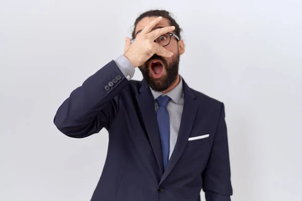 Hispanic Man Beard Wearing Suit Tie Peeking Shock Covering Face — Stock fotografie