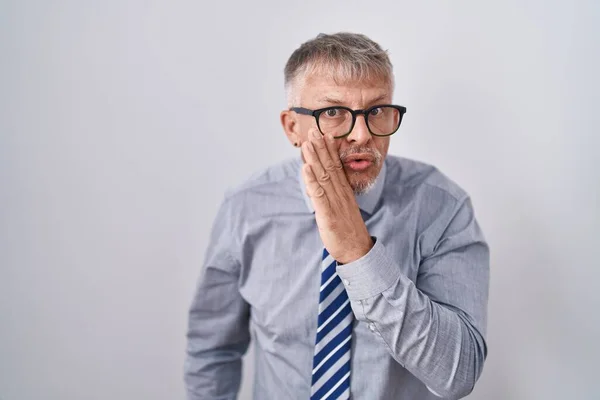 Hispanic Business Man Grey Hair Wearing Glasses Hand Mouth Telling — Stock Photo, Image