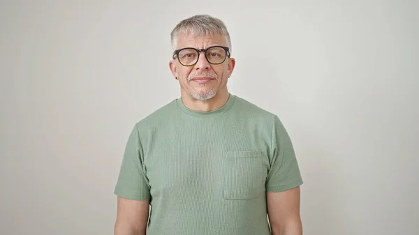 Homem Cabelos Grisalhos Meia Idade Usando Óculos Sobre Fundo Branco — Fotografia de Stock