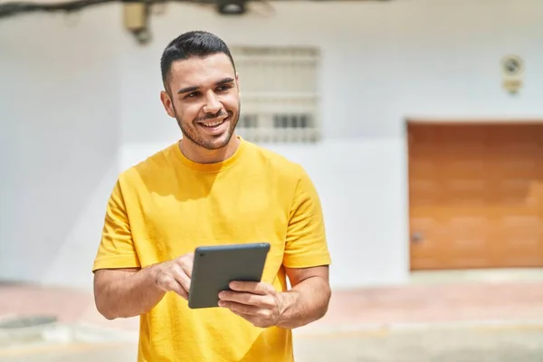 Young Hispanic Man Smiling Confident Using Touchpad Street — Stock Fotó