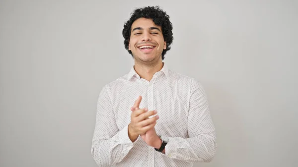 Jovem Latino Homem Negócios Trabalhador Sorrindo Aplausos Aplausos Confiantes Sobre — Fotografia de Stock