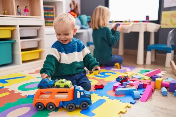 Adorable Boy Girl Playing Cars Toy Sitting Floor Kindergarten — Stock Photo, Image