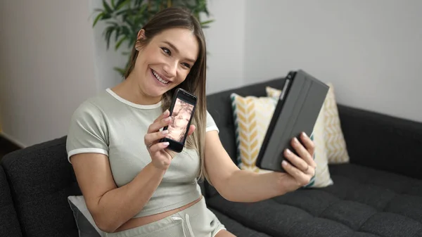 Young Pregnant Woman Having Video Call Showing Baby Ultrasound Home — Stock Photo, Image