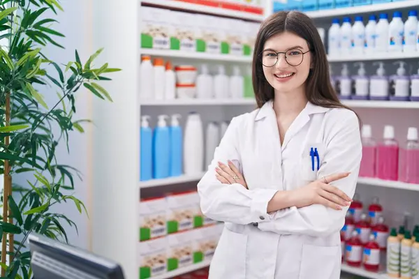 Young Caucasian Woman Pharmacist Smiling Confident Standing Arms Crossed Gesture — Fotografia de Stock