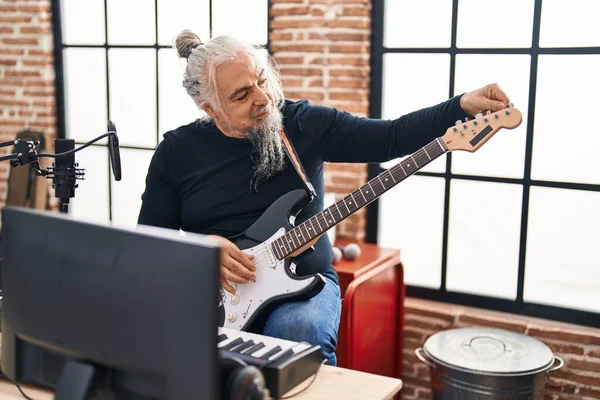 Middle Age Grey Haired Man Musician Smiling Confident Playing Electrical — Stockfoto