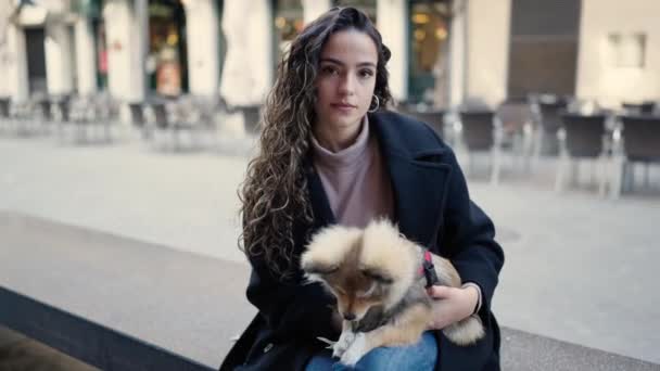 Young Hispanic Woman Dog Smiling Confident Sitting Bench Street — Stock Video