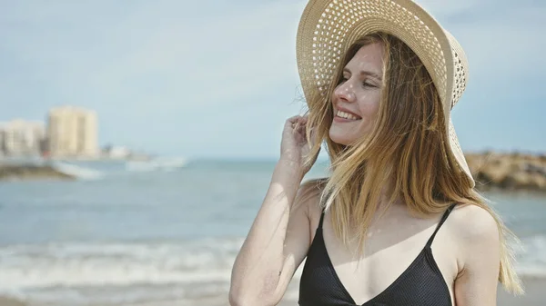 Young Blonde Woman Tourist Wearing Bikini Summer Hat Smiling Beach — Stock Photo, Image