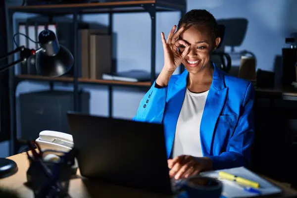 Beautiful African American Woman Working Office Night Doing Gesture Hand — Stock Photo, Image