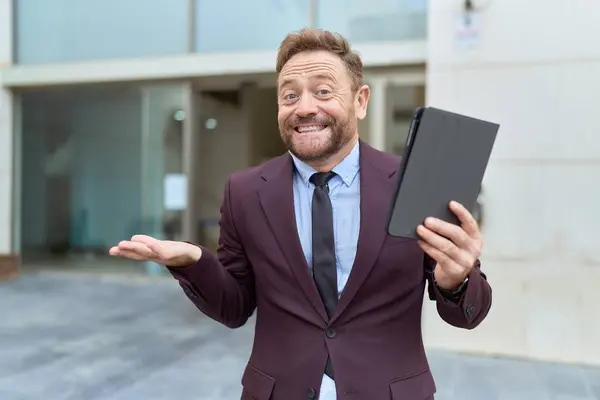 Middle Age Business Man Beard Working Outdoors Using Tablet Celebrating — Stock Photo, Image