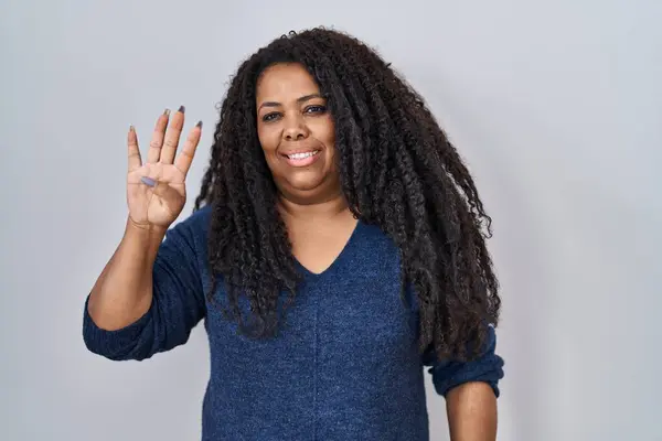 Size Hispanic Woman Standing White Background Showing Pointing Fingers Number — Stock Photo, Image