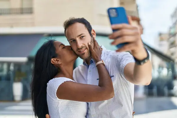 Man Woman Interracial Couple Making Selfie Smartphone Street — Stockfoto