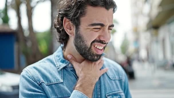 Young Hispanic Man Suffering Throat Pain Street — Stock Video