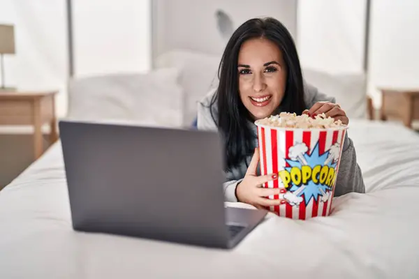 Young Caucasian Woman Watching Movie Laptop Lying Bed Bedroom — Stock Photo, Image