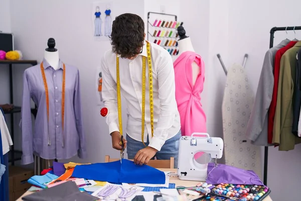 Young Hispanic Teenager Tailor Cutting Cloth Tailor Shop — Zdjęcie stockowe