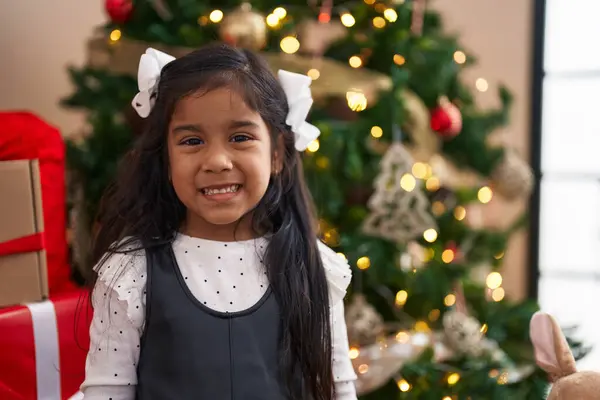 Adorable Hispanic Girl Smiling Confident Standing Christmas Tree Home — Stock Photo, Image