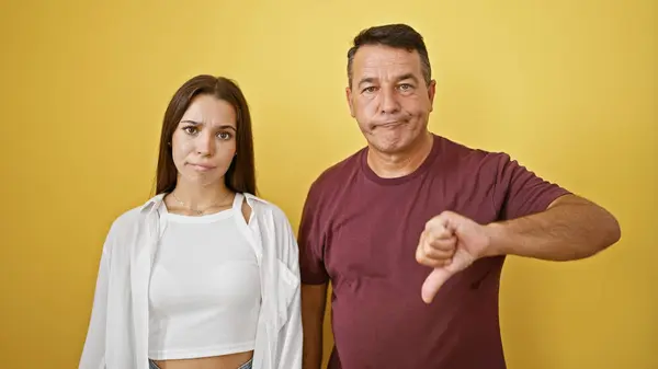Cool Hispanic Father Daughter Bond Thumbs Gesture Expressing Negative Vibes — Stock Photo, Image