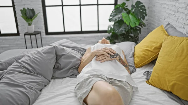 Relaxed Grey Haired Senior Woman Luxuriously Lying Bed Enjoying Cozy — Stock Photo, Image