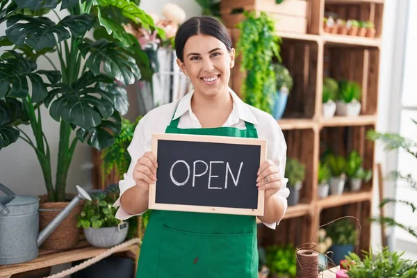 Young Hispanic Woman Working Florist Holding Open Sign Looking Positive — Stock Photo, Image
