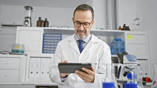 Middle Age Man Grey Hair Dedicated Scientist Engrossed His Research — Stock Photo, Image