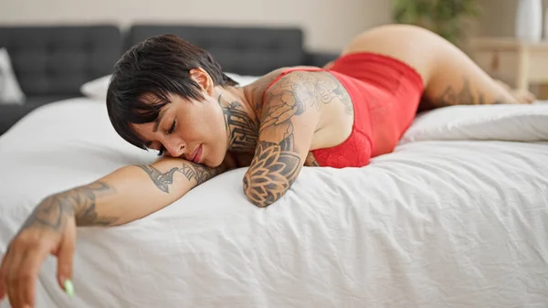 Hispanic Woman Amputee Arm Wearing Lingerie Lying Bed Sleeping Bedroom — Stock Photo, Image