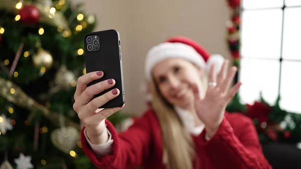 Young Blonde Woman Having Video Call Sitting Sofa Christmas Tree — Photo