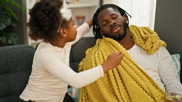 African American Father Daughter Being Sick Taking Care Man Home — Stock Photo, Image