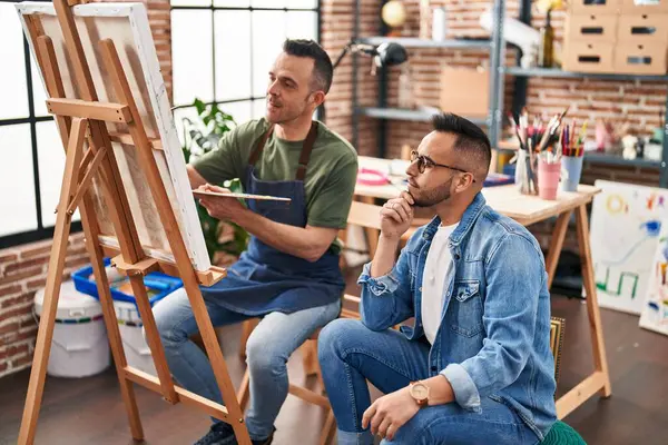 Two Men Artists Drawing Relaxed Expression Art Studio — Stock Photo, Image