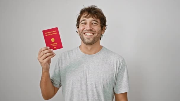 Радісний Молодий Чоловік Блискучий Патріот Впевнено Тримає Свій Австрійський Паспорт — стокове відео