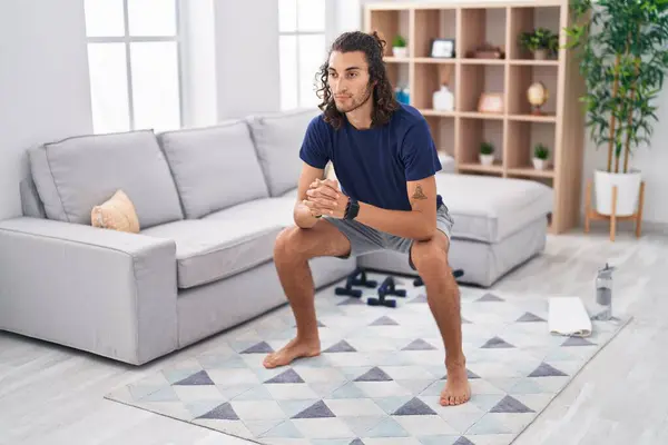 Young Hispanic Man Training Yoga Home — Stock Photo, Image